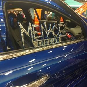 Meet your Posher, Pierre